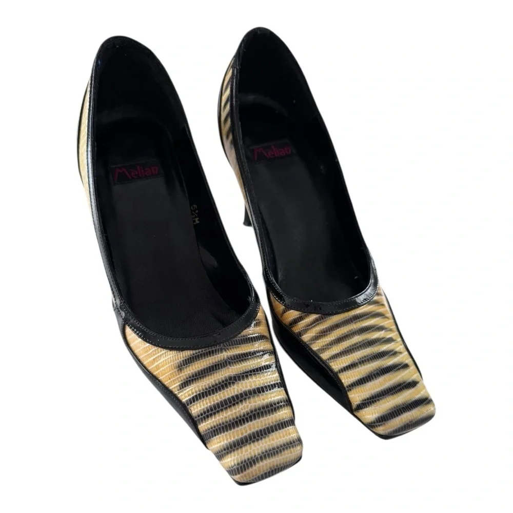 Made in Spain: Elegant Black and Cream Snakeskin patent leather heels. - Picture 3 of 9
